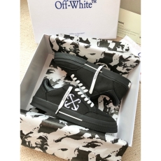 Off-White Sneakers